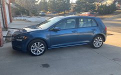 2021 VW Golf Highline1.jpg