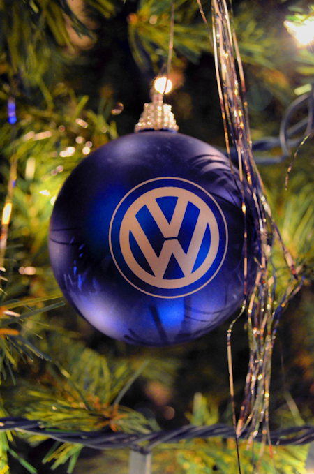 2014-01-04 VW Christmas Ornament - for upload.jpg
