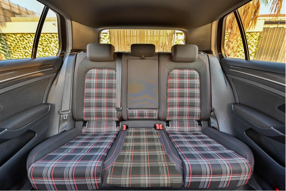 GTI Rear Seat - Option 4.png