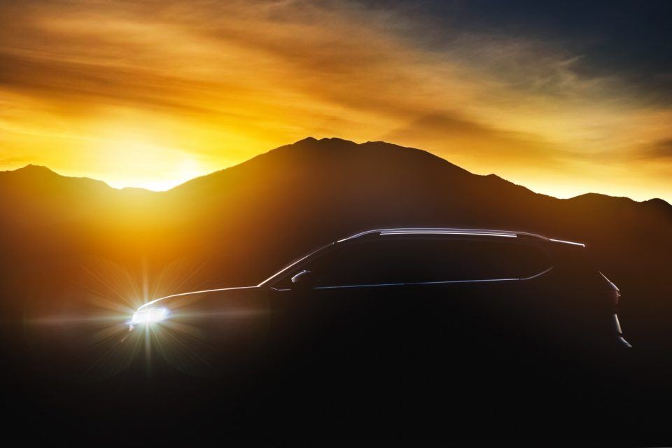 Volkswagen_teases_new_compact_SUV-Small-12193-960x640.jpg