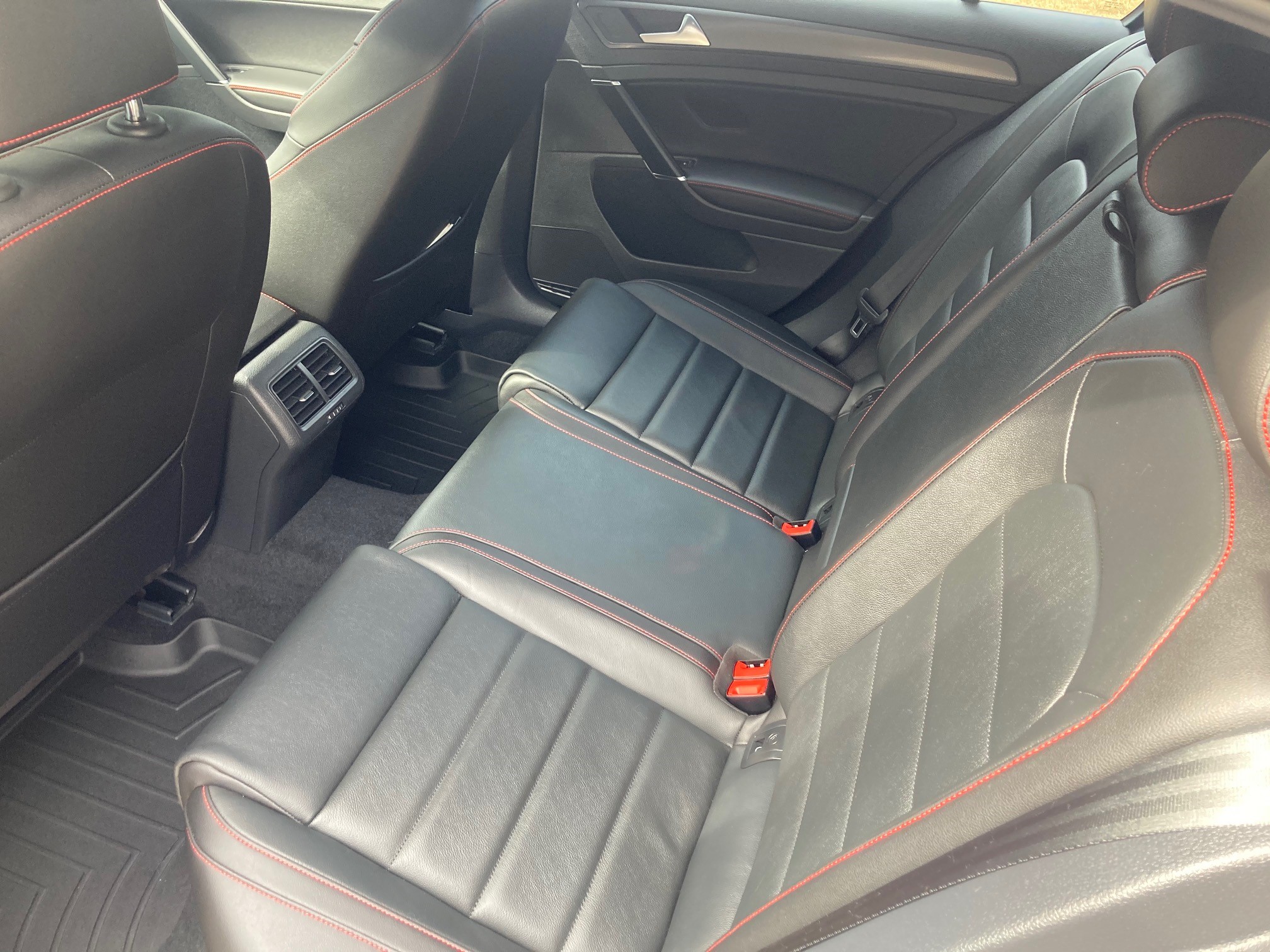 VW Interior Rear Seats.jpg